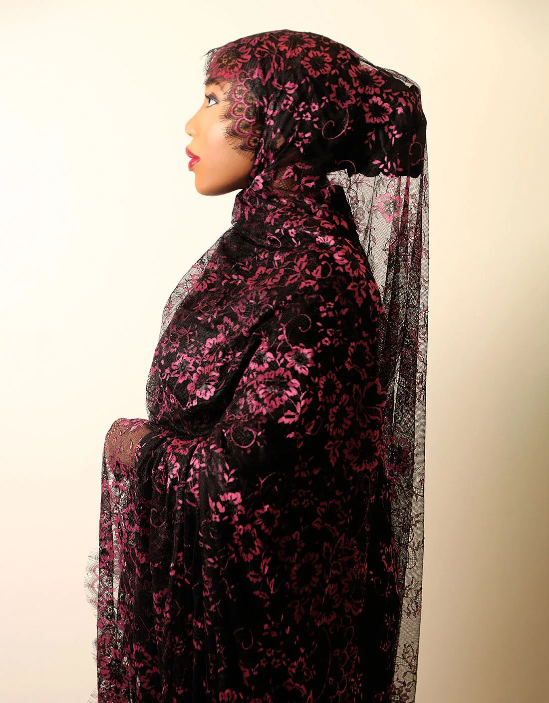 Husaina Black Pink Chantilly Lace Mayafi
