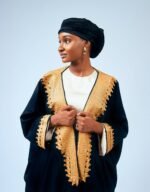 Amina Noir Open Abaya - Image 2