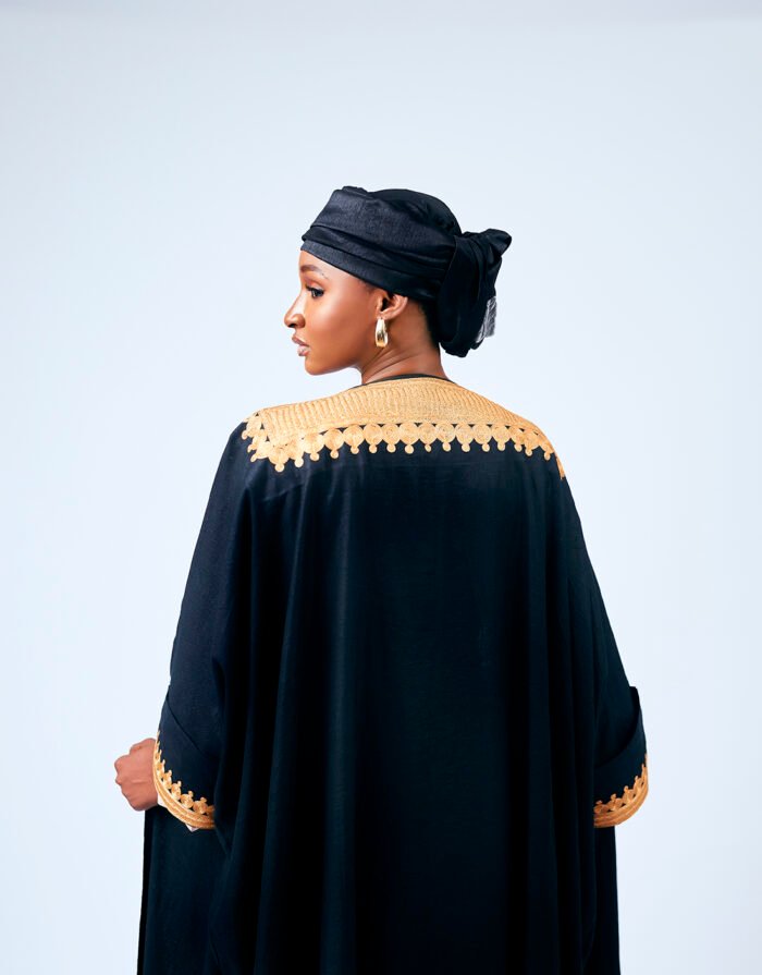 Amina Noir Open Abaya - Image 3