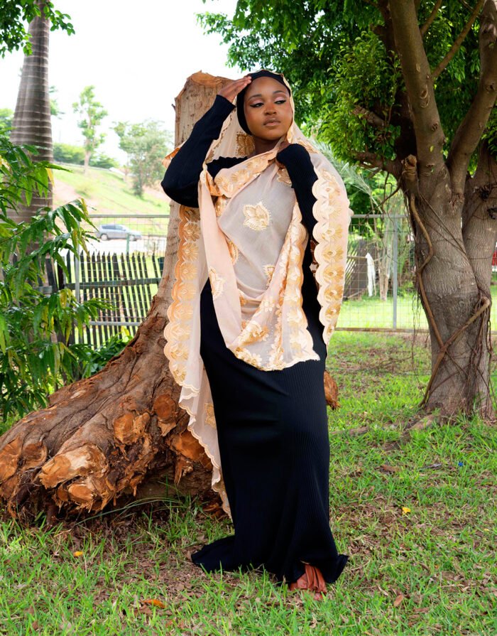 Fadila Brown Mayafi - Image 2