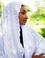 Suturaa White Mayafi