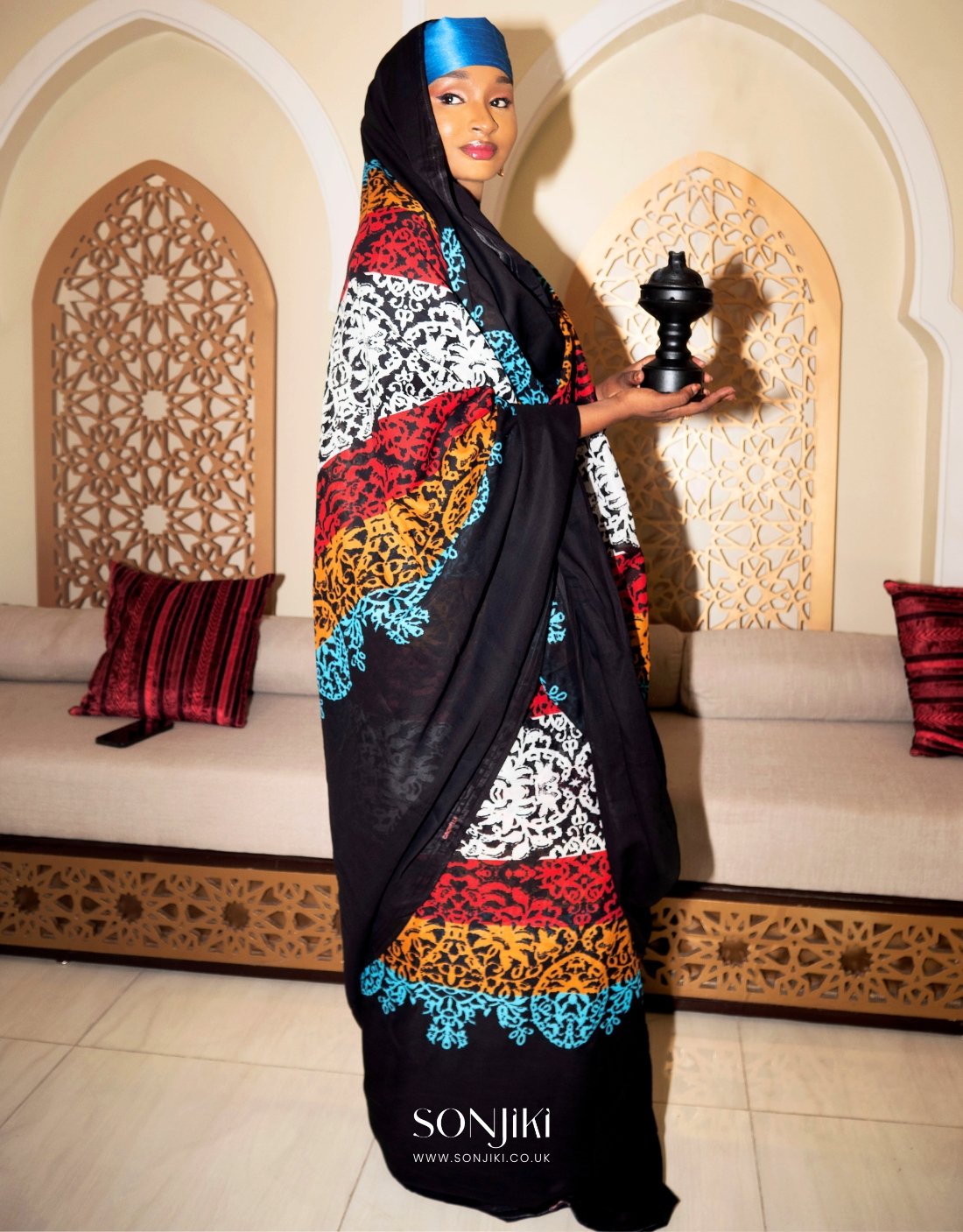 Hind Black Toub