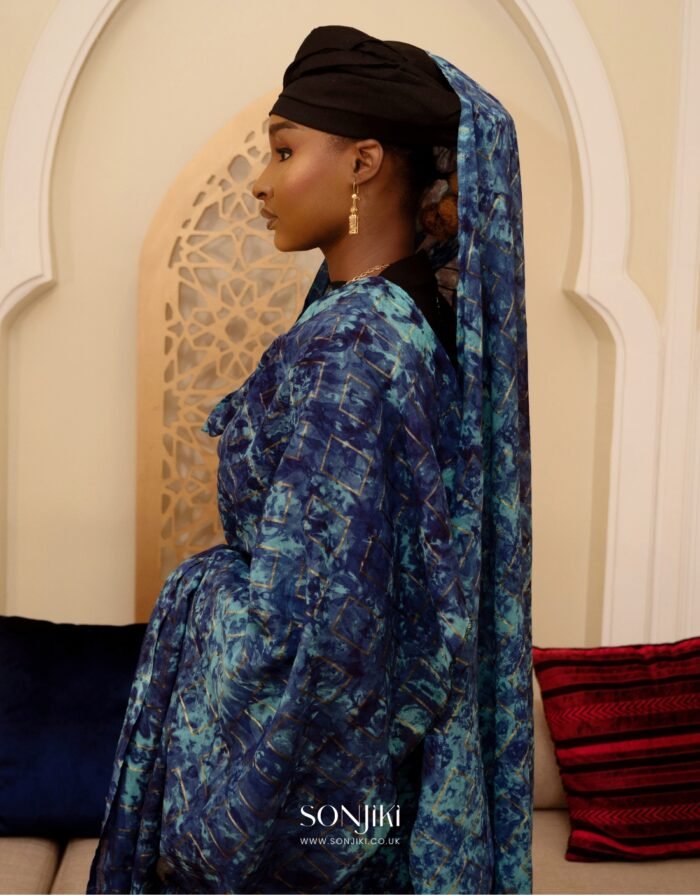 Model wearing the Sonjiki - MAIMOUNA BLUE MELHFA