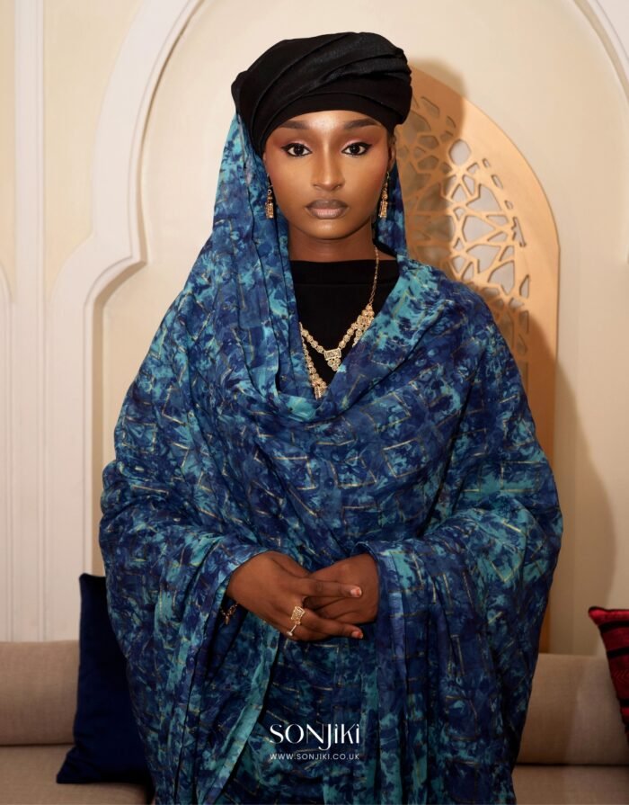 Model wearing the Sonjiki - MAIMOUNA BLUE MELHFA