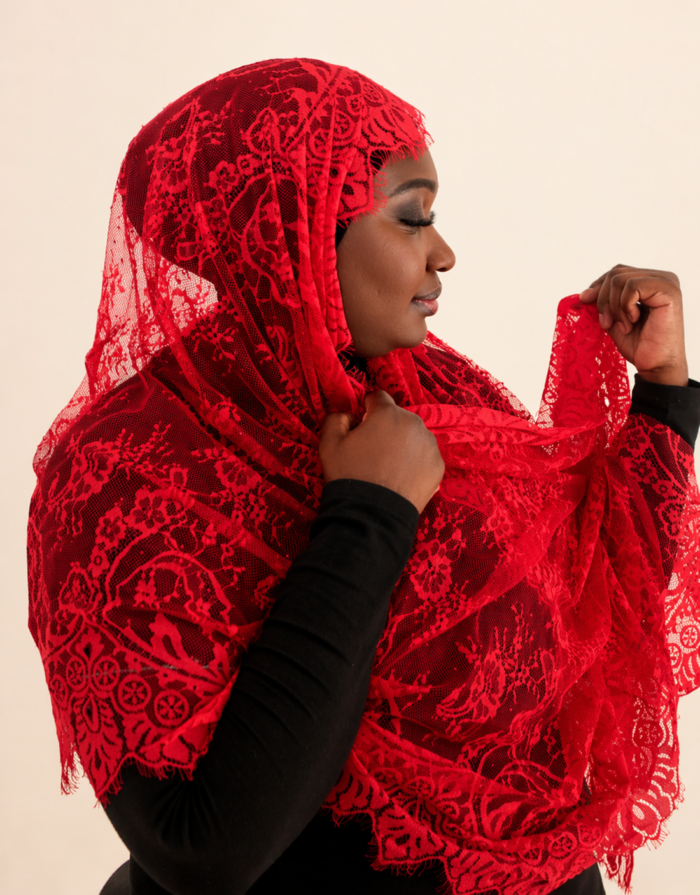 Fariha Red Embellished Chantilly Midi Mayafi - Image 2