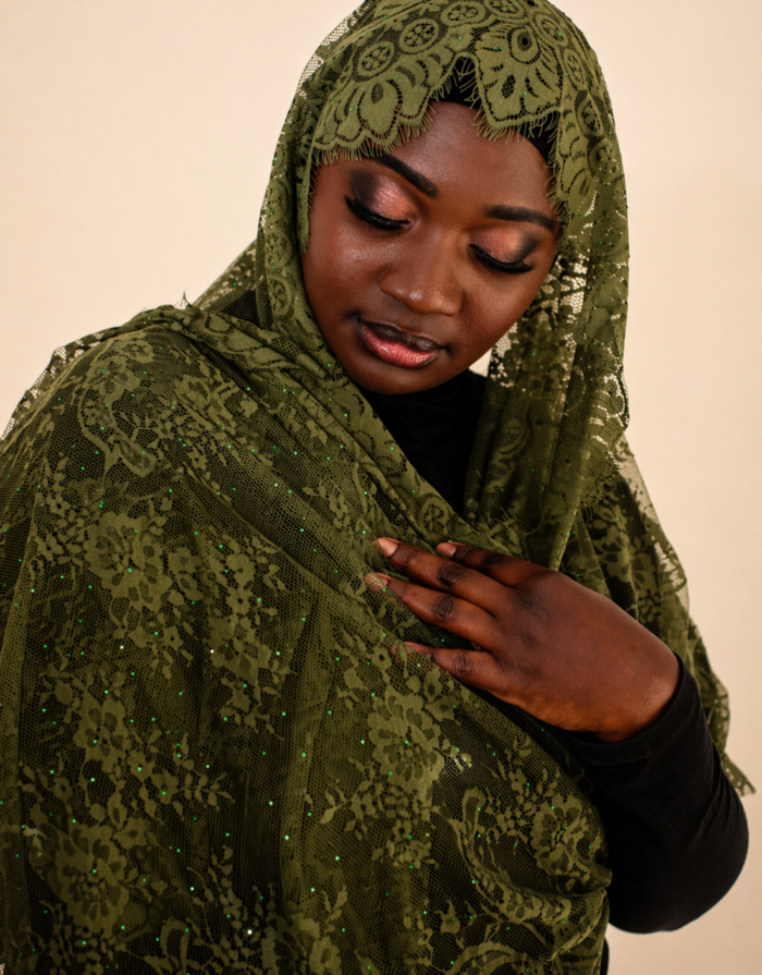 Hadeel Sage Green Embellished Chantilly Midi Mayafi - Image 2